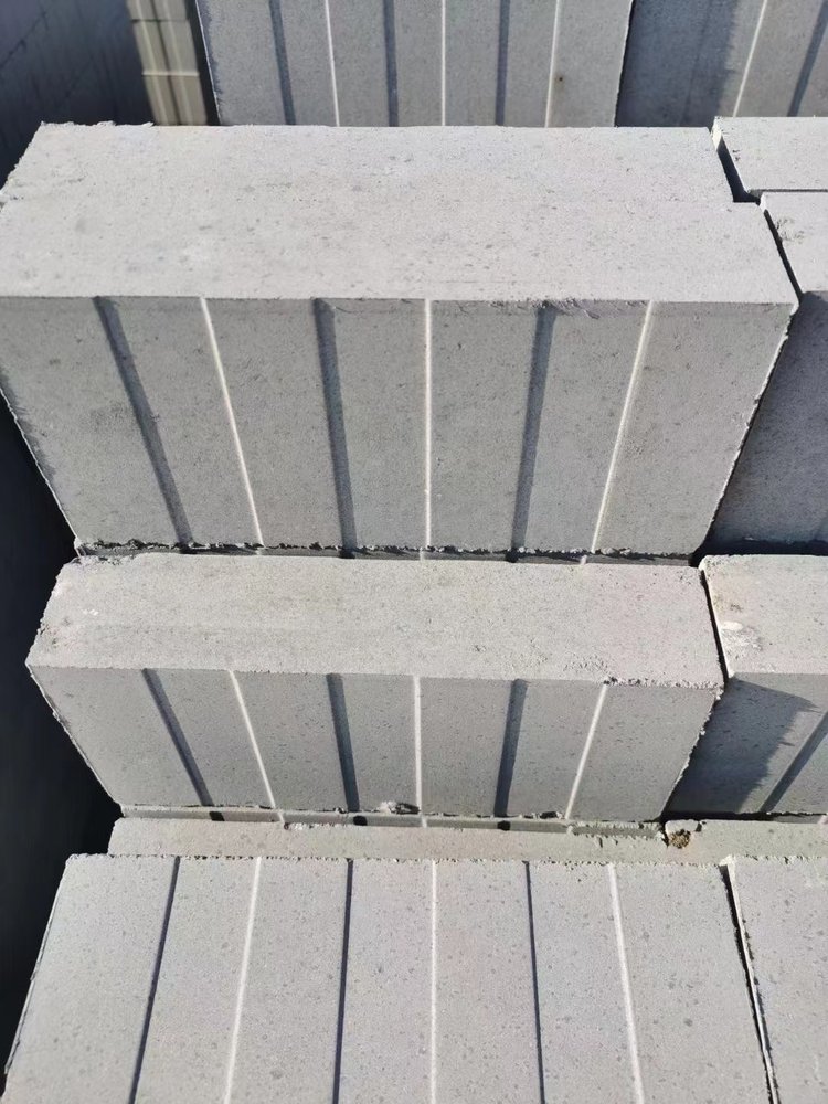 建筑砌块行业指南 加气块、混凝土砌块与蒸压灰砂砖的生产与供应之道